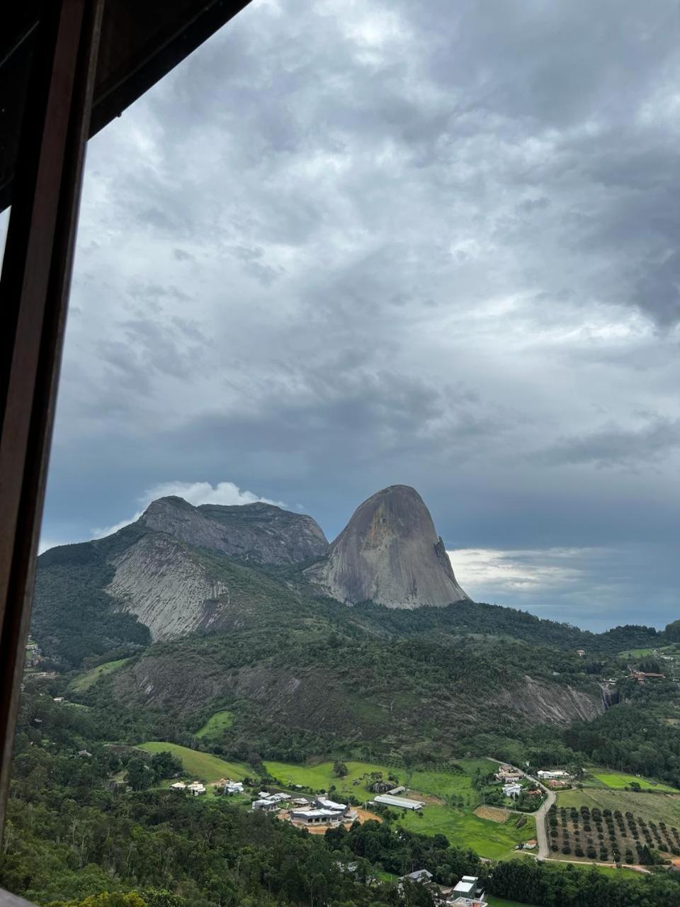 Vista Azul Apart Hotel - Pedra Azul Pinheiros Ngoại thất bức ảnh